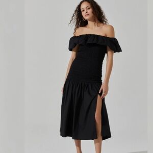 NWT ASTR the label  Black Off-Shoulder Dress size Medium